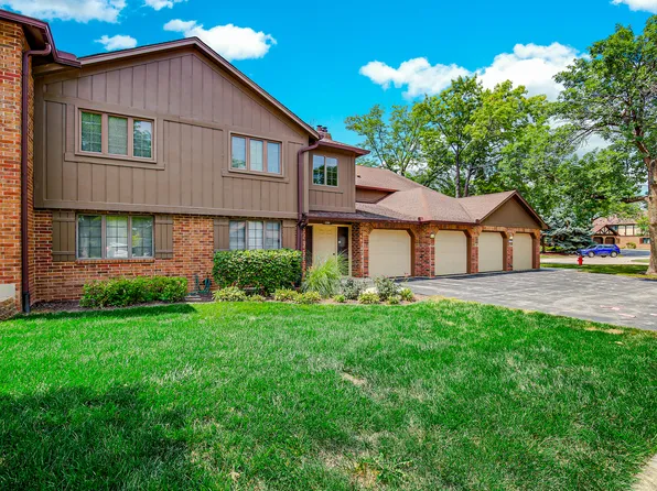 13310 S Country Club Ct APT 2B, Palos Heights, IL 60463