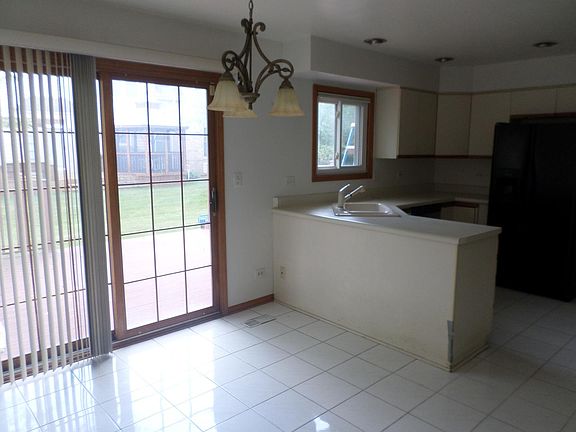 5th image of 178 Ashfield Ct