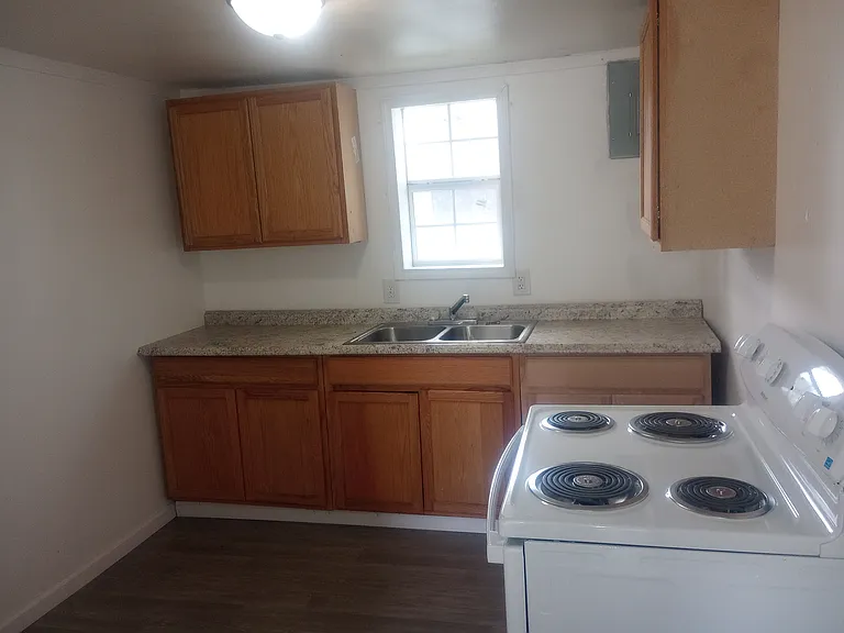508 Tidmore St — Photo 7