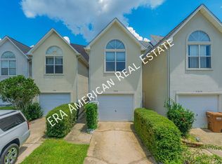 7244 Grimms Lndg, Navarre, FL 32566