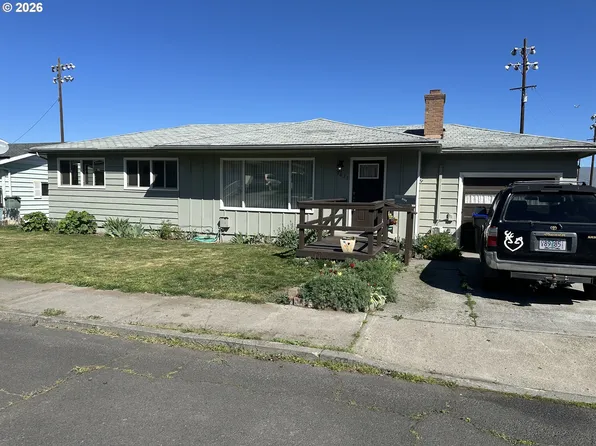 1831 E 14th St, The Dalles, OR 97058