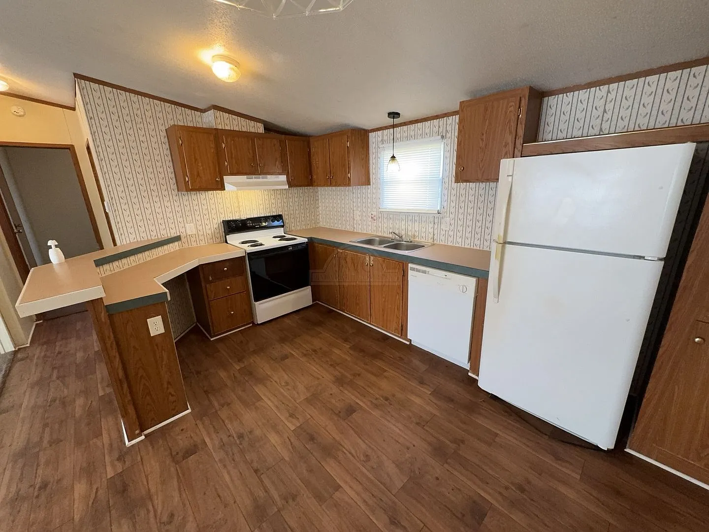 3303 Sevilla, Killeen — Photo 4