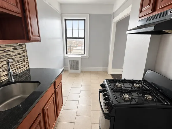 29 N Harrison St, East Orange, NJ