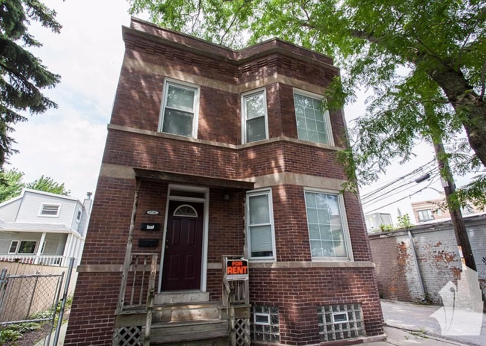 1st image of 1736 W Newport Ave #1JC