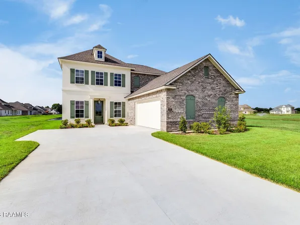 107 Canehaven Blvd, Youngsville, LA 70592