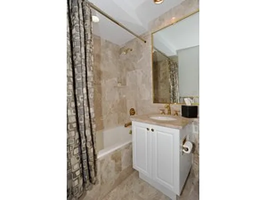 Rented by Olshan Realty | media 9