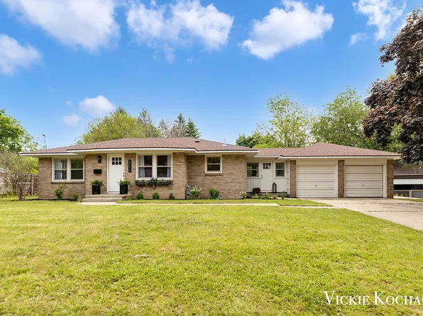 3094 Carmel Ave SW, Grandville, MI 49418