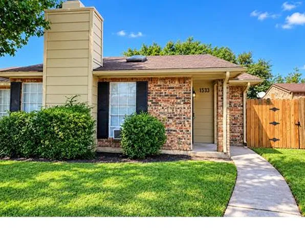 1533 Abilene Dr, Mesquite, TX 75150