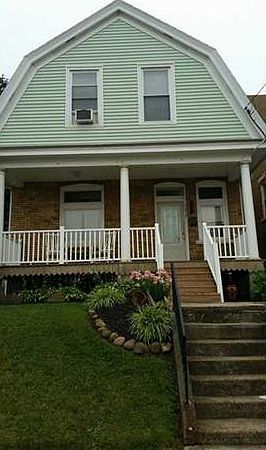 2nd image of 1217 3rd Ave