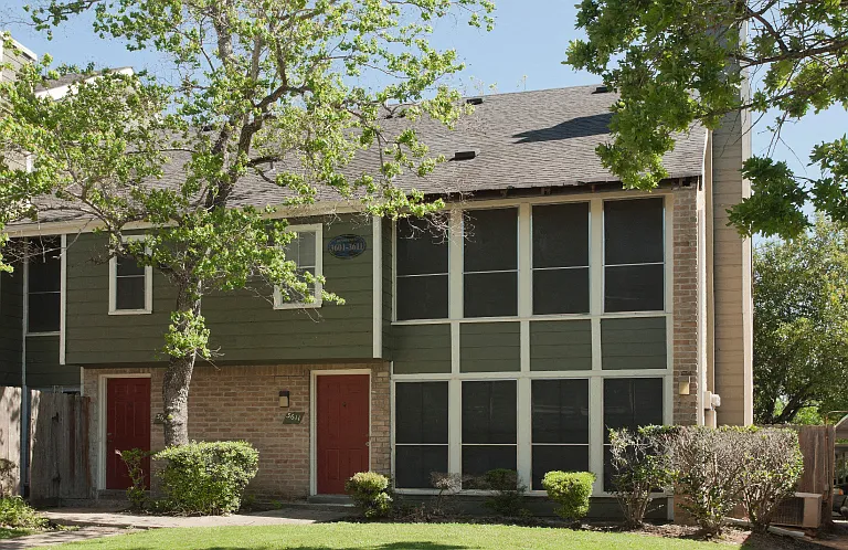 Woodlake on the Bayou Apartments — Photo 11