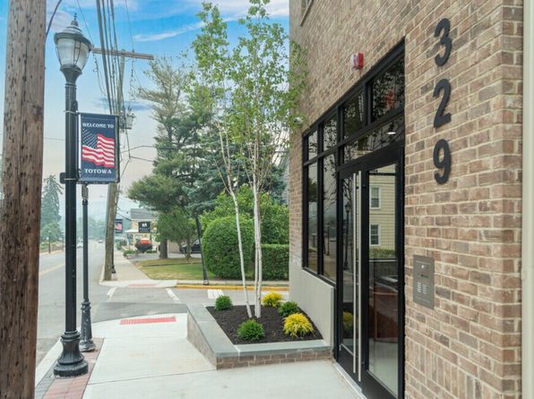 327 Totowa Rd #401