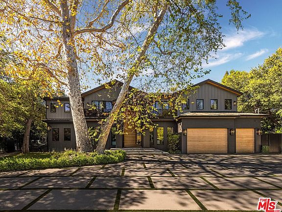 2nd image of 4565 Encino Ave