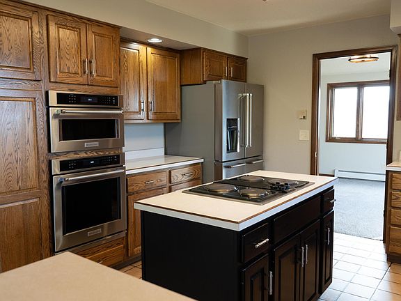 Huge kitchen with tons of storage and updated appliances