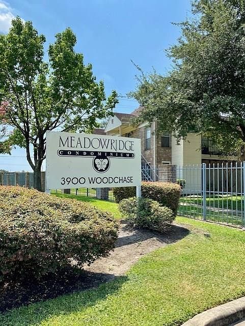 1st image of 3900 Woodchase Dr APT 111