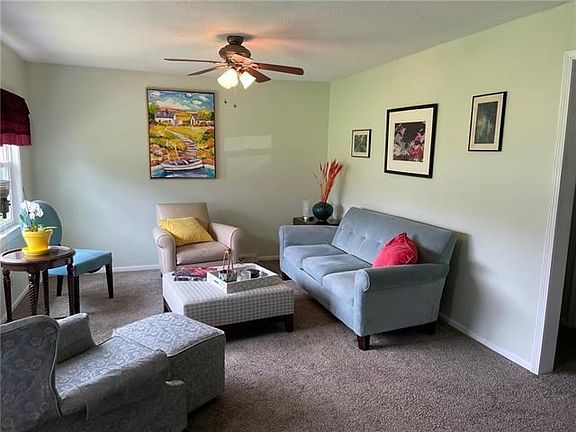 2nd image of 813 S 38th St