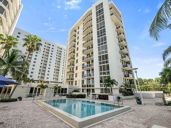 2nd image of 1617 N Flagler Drive #503