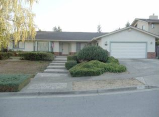 1510 W Hillview Ct, Gilroy, CA