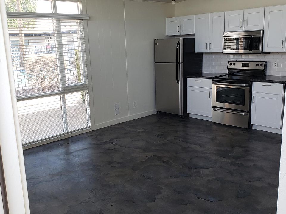 1st image of 2122 E Fairmount Ave #20
