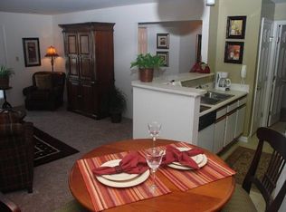 1214 Swan Lake Dr APT 401, Charlottesville, VA 22902