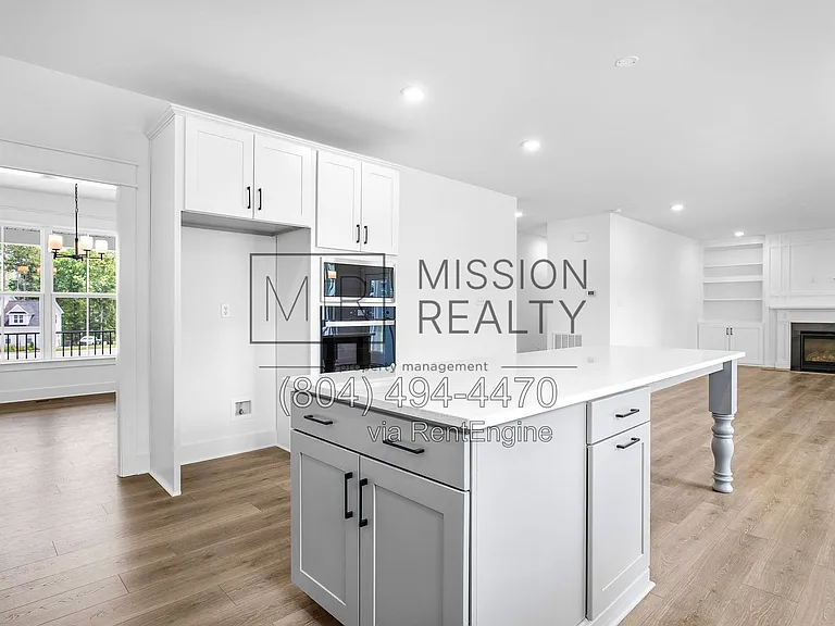 13513 Pinstone Ct — Photo 16