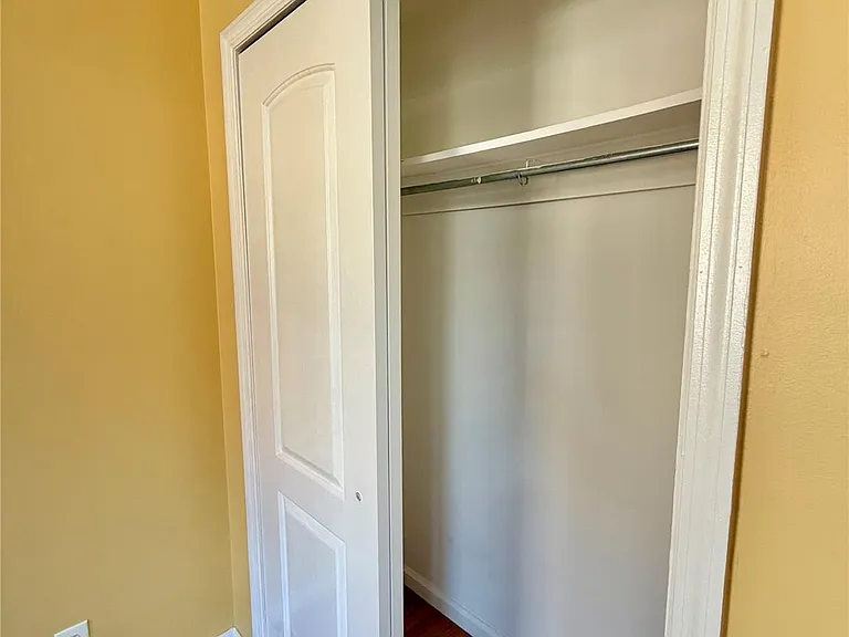 10422 39th Ave #1-A — Photo 9