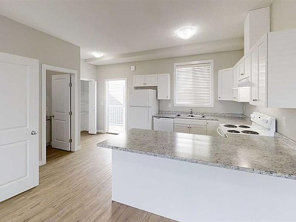 3rd image of 9503 112th Ave #1-203A