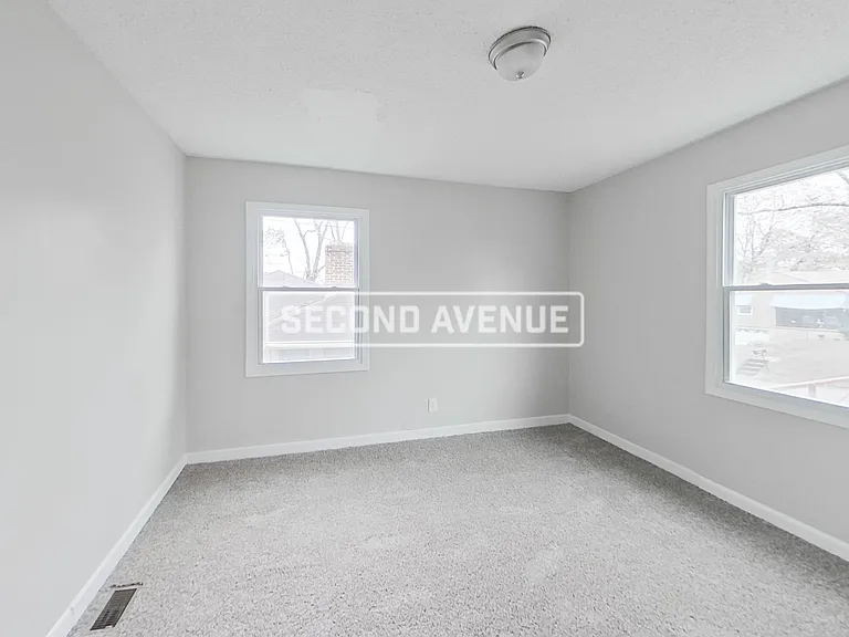 7825 Rugby Ct — Photo 11
