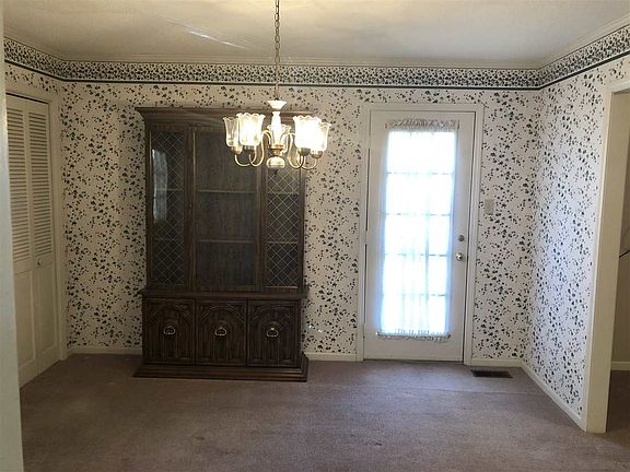 5th image of 804 Southview Dr