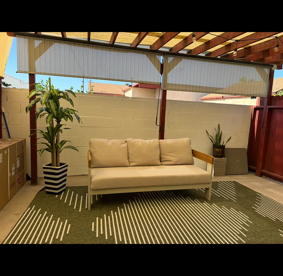 Studio, 400 sqft, $2,200 — Photo 3