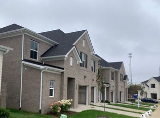 204 Douglas Bend Rd #903, Gallatin, TN 37066