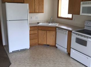 2145 Dorsey Dr, Hubbard, OR 97032