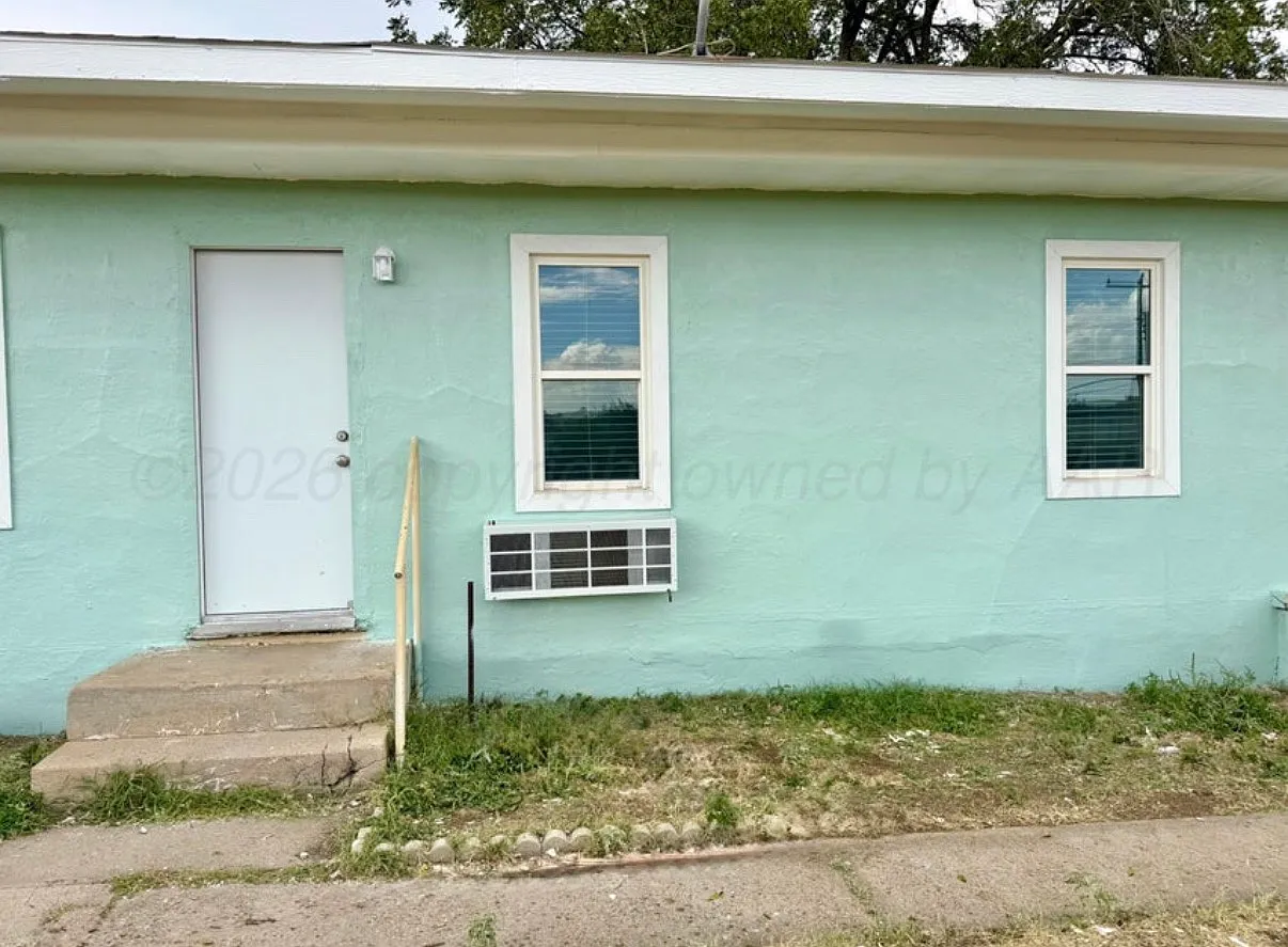 314 N Hedgecoke St — Photo 1