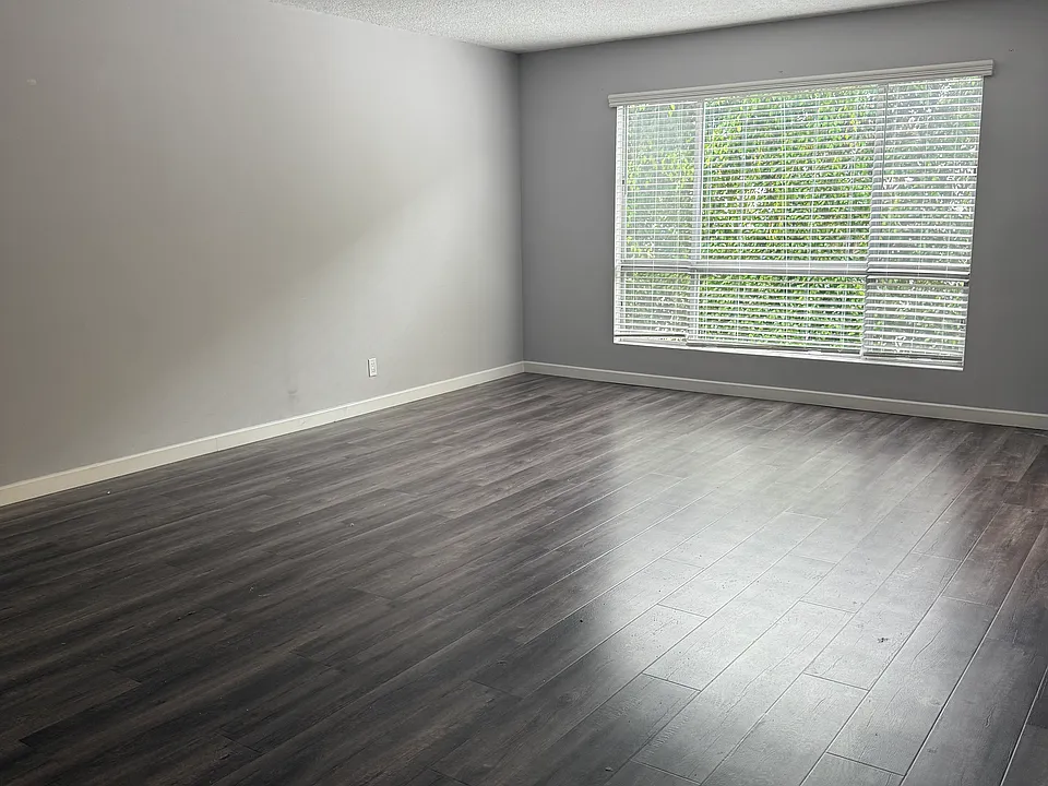 504 Avenue G