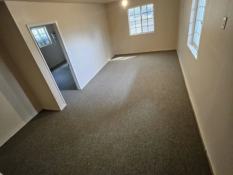 9018 Baseline Rd — Photo 15