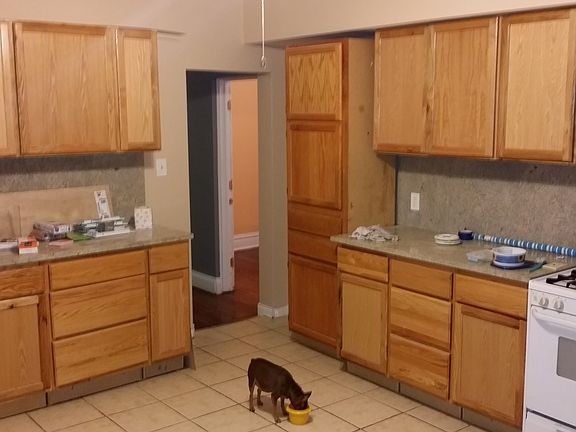 4th image of 1538 W North Ave #2