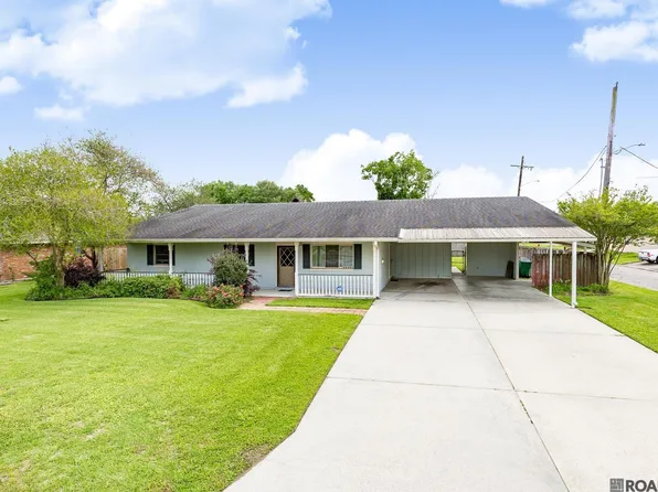 58985 Postell Ave, Plaquemine, LA 70764