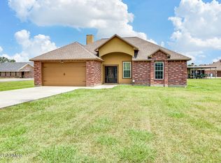 910 Golden Grain Rd, Duson, LA 70529