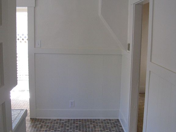 Breakfast area to laundry