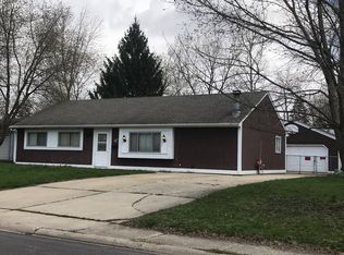75 Sheffield Rd, Montgomery, IL 60538