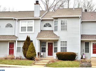 49 Old Mill Ln, Holland, PA 18966