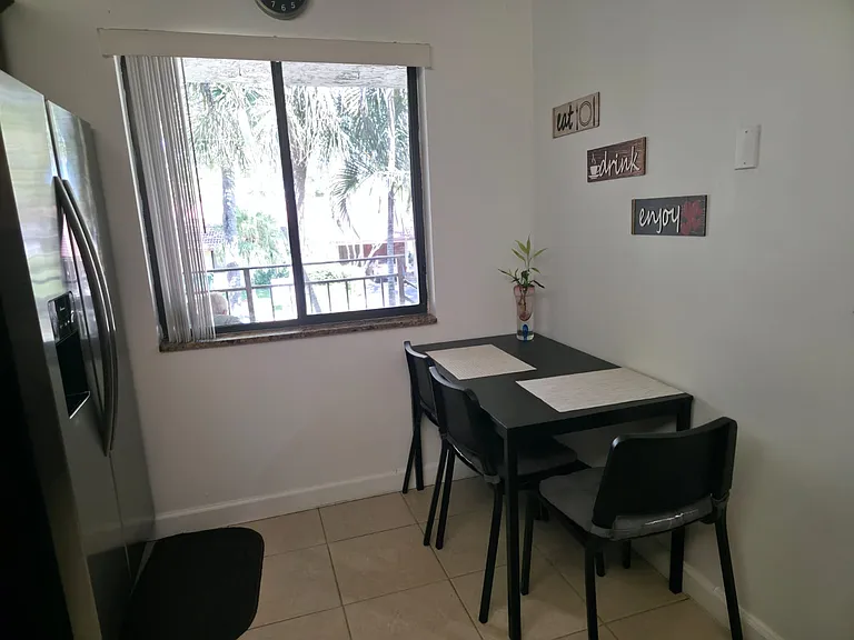 16278 Laurel Dr #202 — Photo 18