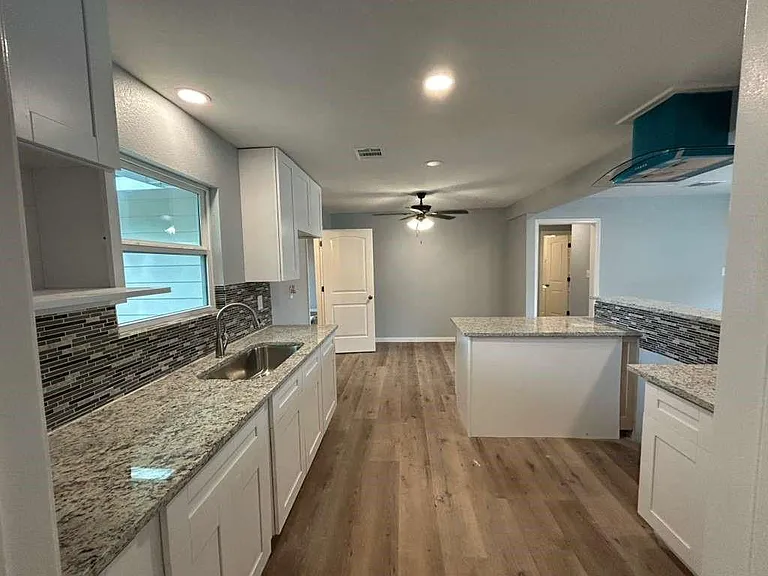 3017 Nita St — Photo 14