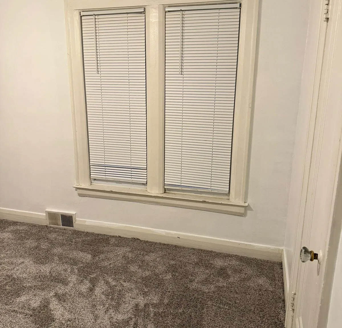2 bed, 2160 sqft, $1,350 — Photo 3