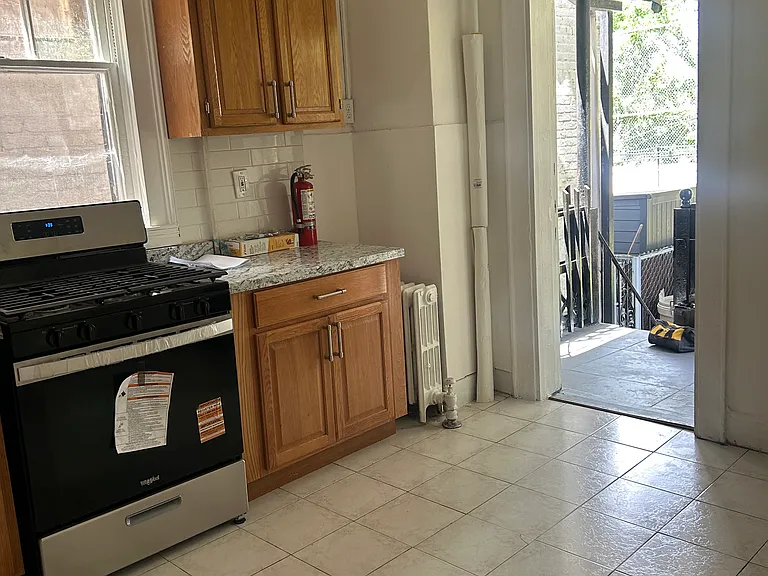 909 Arnow Ave #1 — Photo 8