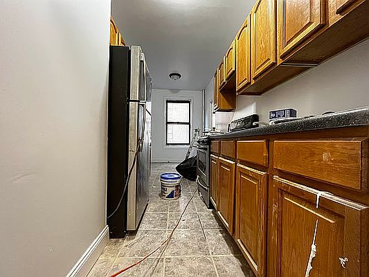 4th image of 97 Brooklyn Ave APT 3J