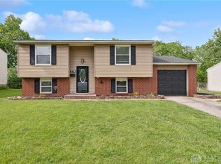 138 Lexington Farm Rd, Englewood, OH 45322