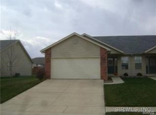 10914 Upland Terrace Dr, Lebanon, IL 62254