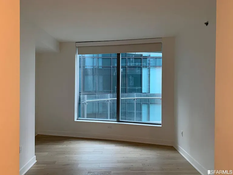 201 Folsom St #7G — Photo 10