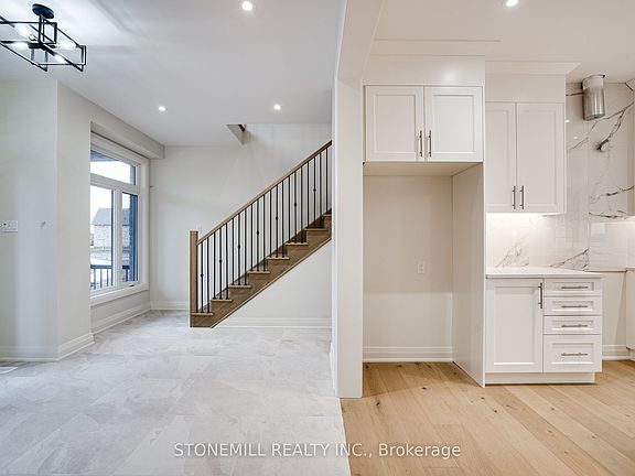 5th image of 239 Midland Pl
