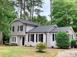 1228 Sturdivant Dr, Cary, NC 27511